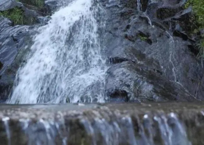 Villa Charming With Pool In