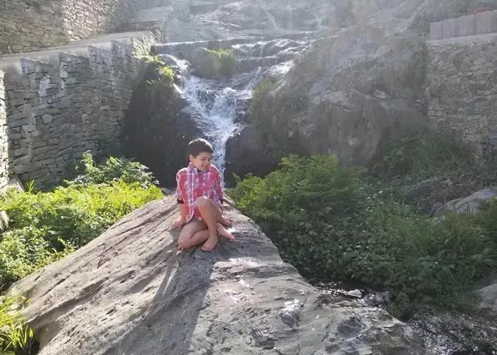 Charming With Pool In Villa Lamego