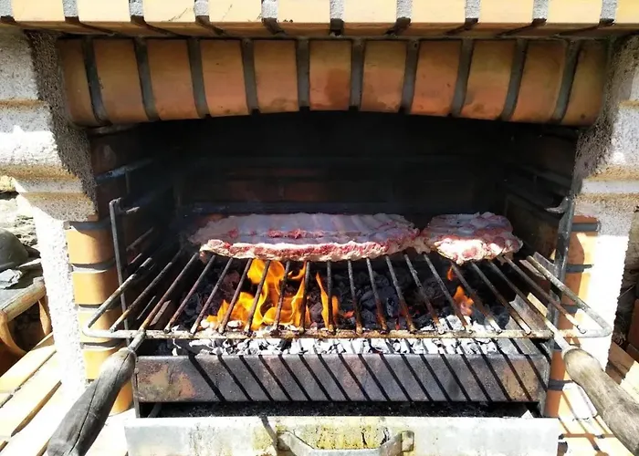 Charming With Pool In * Lamego